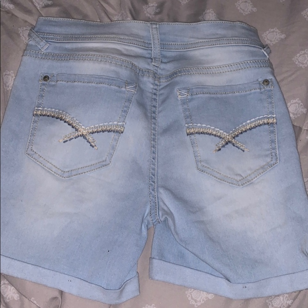 Jean Shorts - Picture 4 of 4
